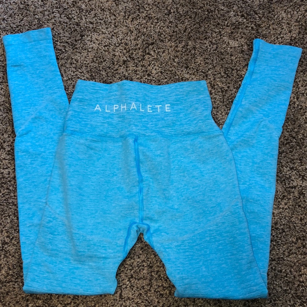 R6 Cayman Blue Alphalete leggings